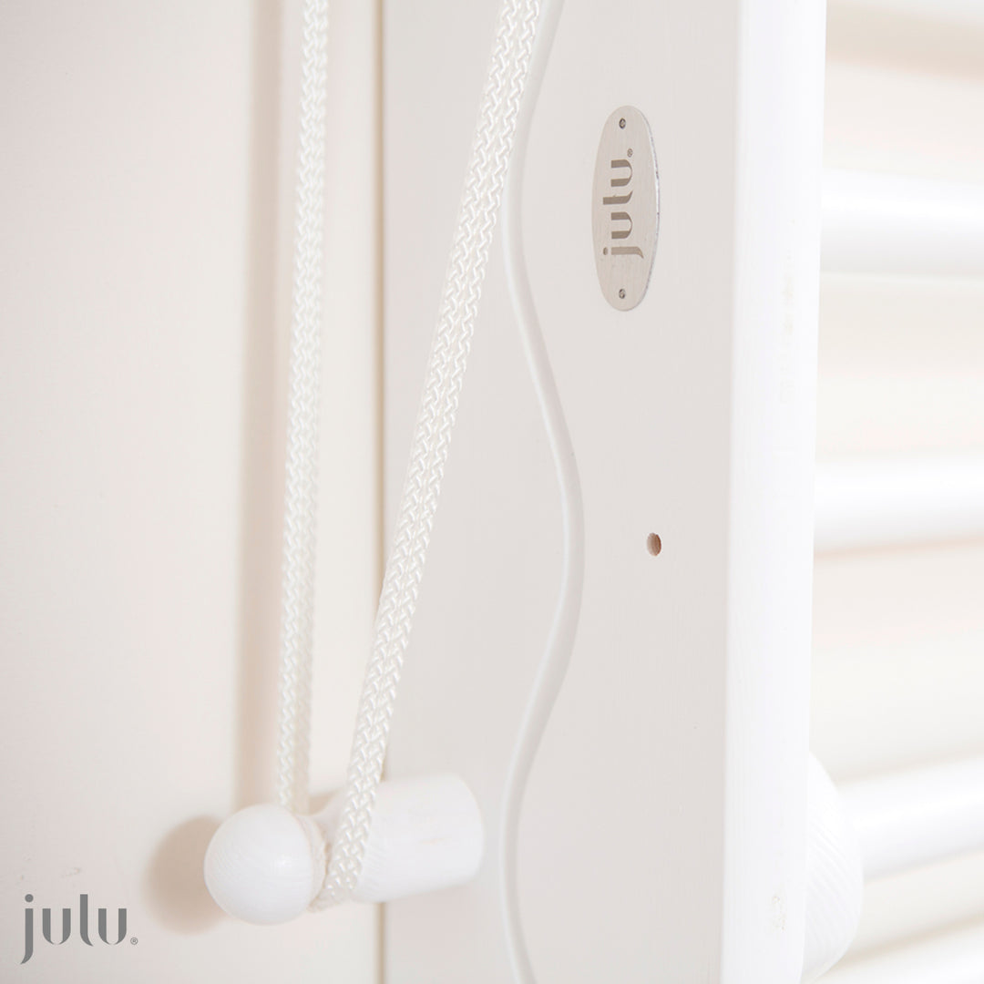Image shows close up of wall mounted clothe airer  by Julu